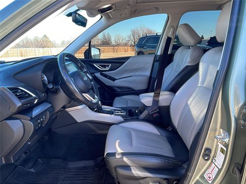 Used 2019 Subaru Forester Limited w/ Popular Package #3 image 21