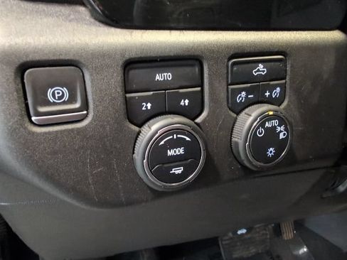 Certified 2022 Chevrolet Silverado 1500 LT AWD/4WD image 15