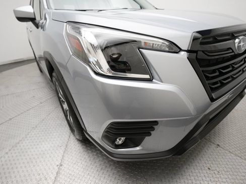 Used 2024 Subaru Forester Premium AWD/4WD image 24