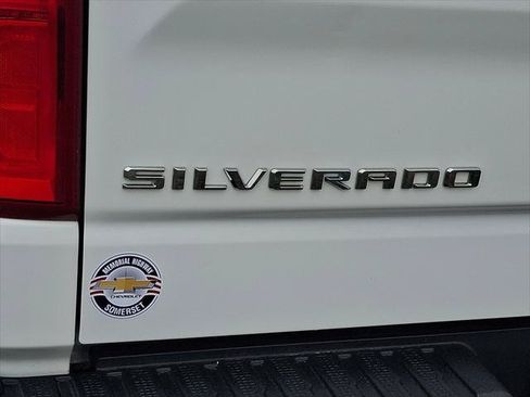 Used 2021 Chevrolet Silverado 1500 RST w/ Convenience Package II AWD/4WD image 35