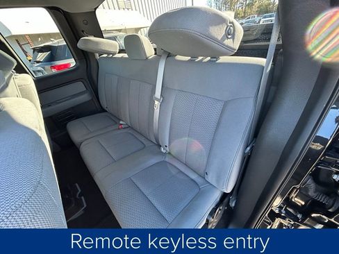 Used 2014 Ford F150 XLT w/ XLT Chrome Package image 24