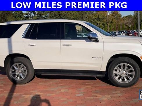 Used 2025 Chevrolet Tahoe Premier w/ Sun And Tow Package image 3