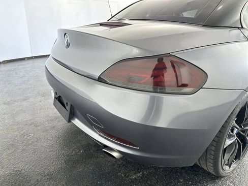 Used 2011 BMW Z4 sDrive35i RWD image 26