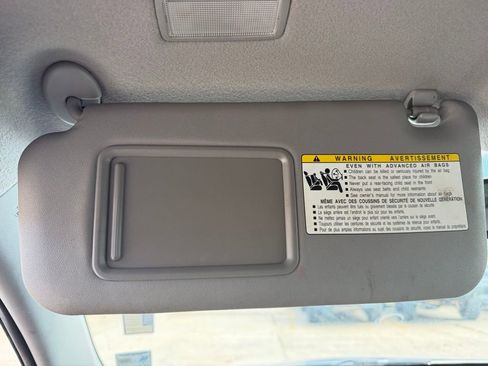Used 2008 Toyota RAV4 Limited FWD image 18