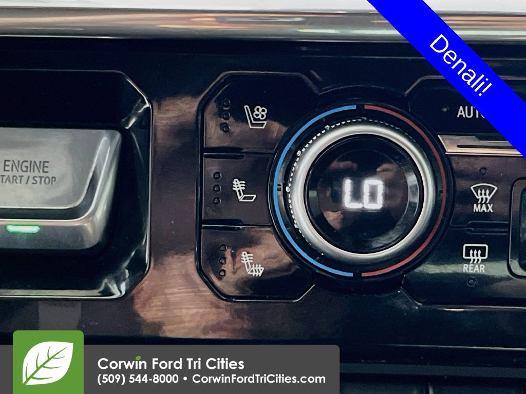 Used 2024 GMC Sierra 2500 Denali w/ Technology Package AWD/4WD image 23