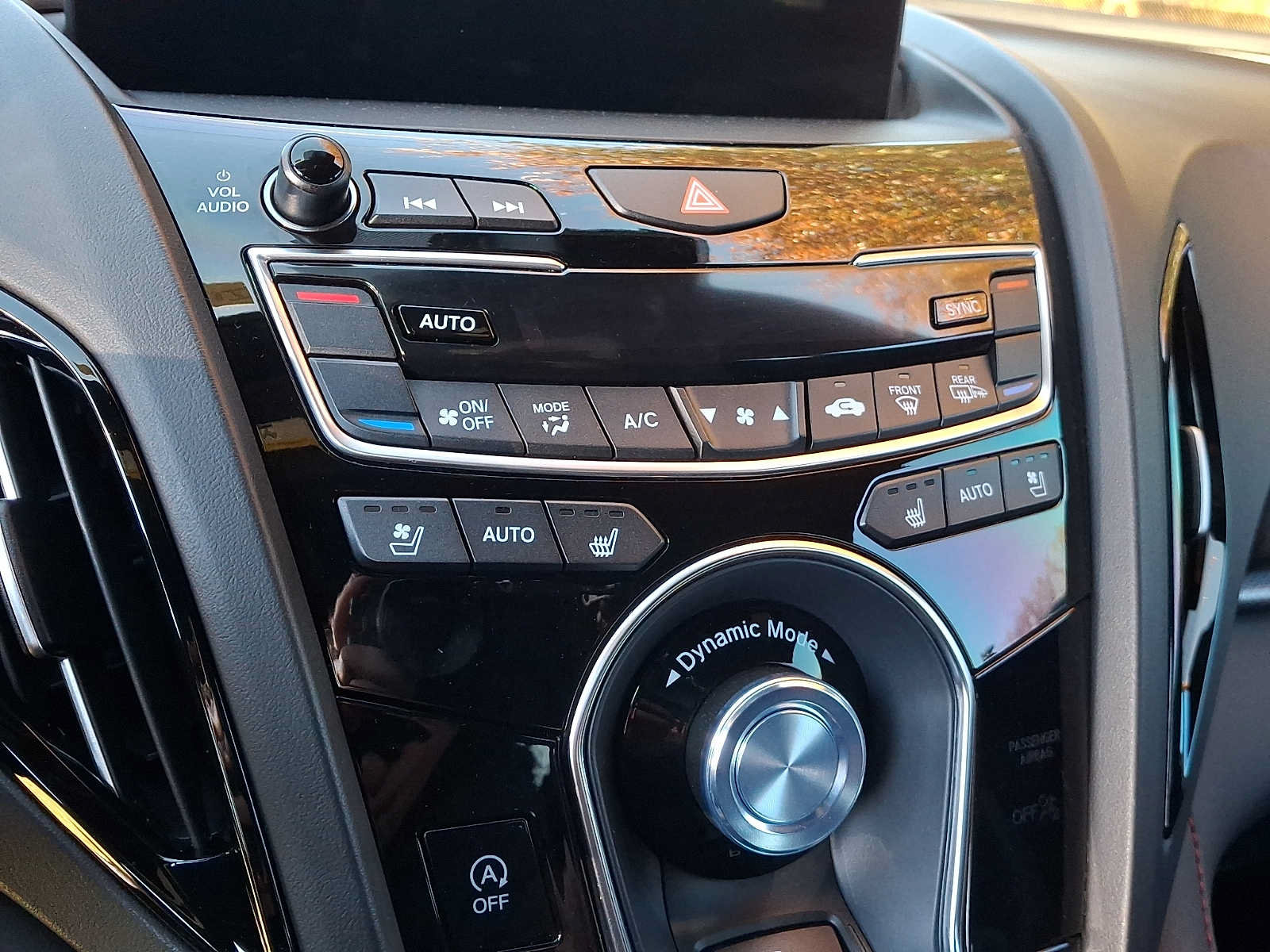 Used 2023 Acura RDX w/ Advance Package AWD/4WD image 16