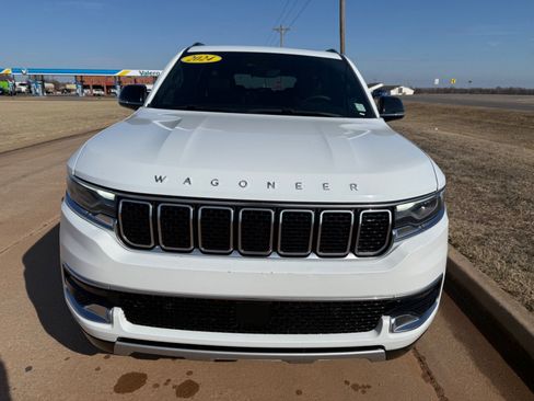 Used 2024 Jeep Wagoneer Series II w/ Premium Group I image 8