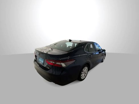 Used 2022 Toyota Camry LE FWD image 8