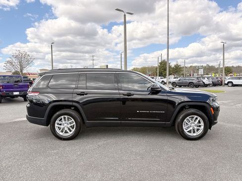 New 2026 Jeep Grand Cherokee L Laredo AWD/4WD image 2