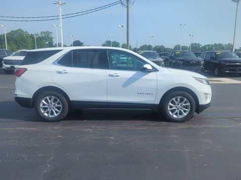 Certified 2019 Chevrolet Equinox LT w/ LPO, Floor Liner Package AWD/4WD image 10
