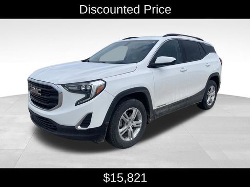 Used 2018 GMC Terrain SLE w/ Driver Convenience Package image 3