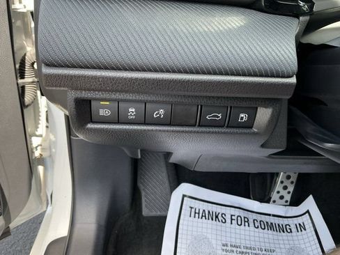 Used 2025 Toyota Camry SE w/ Convenience Package AWD/4WD image 22