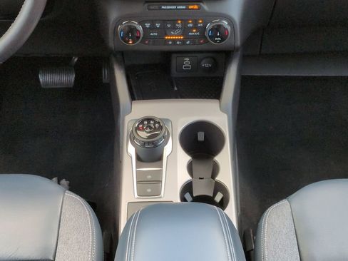 Used 2023 Ford Bronco Sport Outer Banks w/ Tech Package AWD/4WD image 19