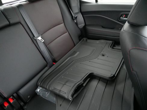 New 2026 Honda Ridgeline Black Edition image 14