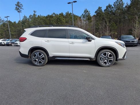 New 2026 Subaru Ascent Limited image 3