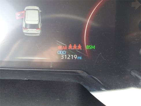 Used 2024 Toyota RAV4 XLE image 22