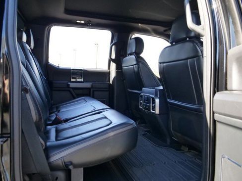 Used 2022 Ford F250 Platinum w/ Tremor Off-Road Package AWD/4WD image 40