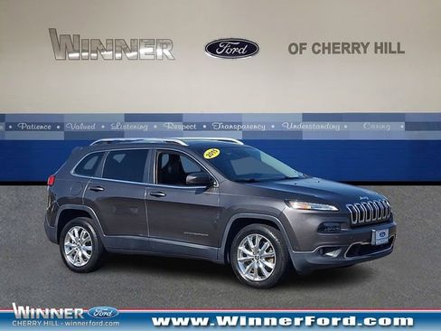 Used 2015 Jeep Cherokee Limited w/ Luxury Group FWD image 1