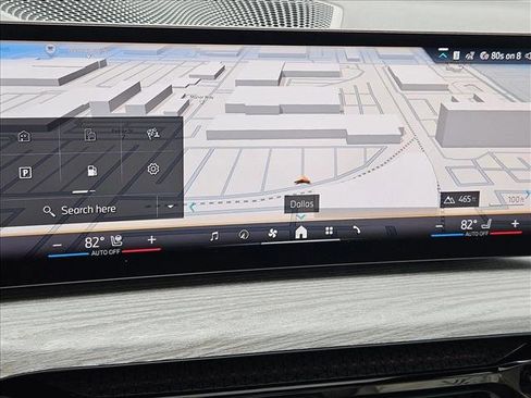 Used 2026 BMW 330i Sedan w/ Premium Package image 14