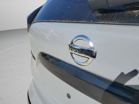 Used 2022 Nissan Murano SV w/ SV Midnight Edition Package image 7