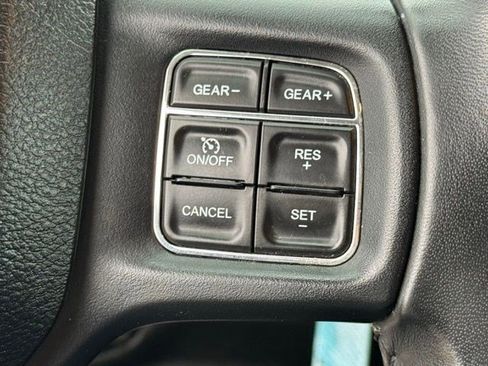 Certified 2019 RAM 1500 Classic SLT w/ Luxury Group AWD/4WD image 19