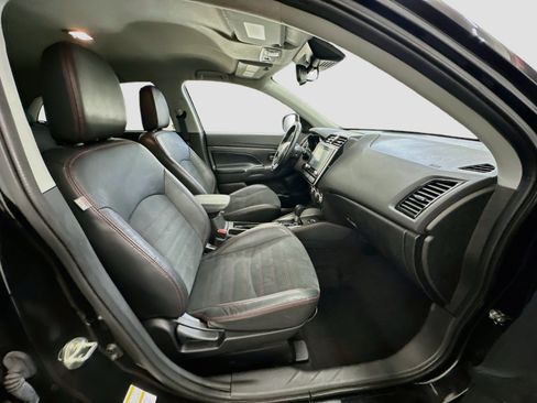 Used 2024 Mitsubishi Outlander Sport AWD image 31