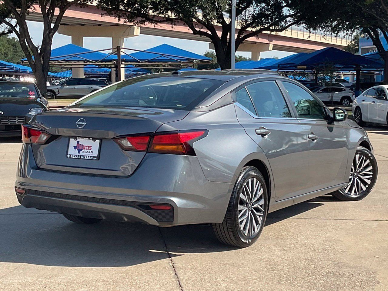 Used 2026 Nissan Altima 2.5 SV FWD image 4