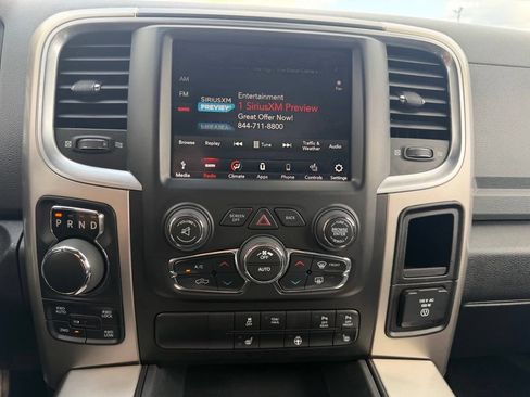 Used 2018 RAM 1500 Big Horn AWD/4WD image 40