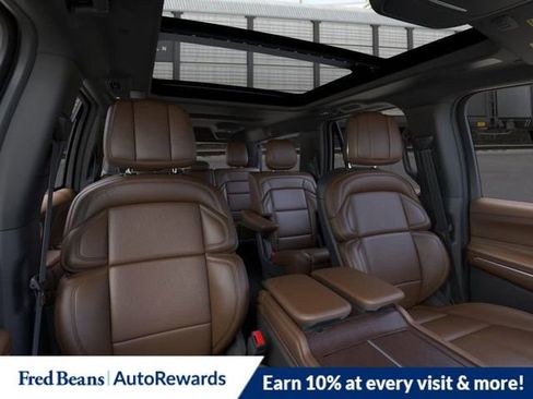 New 2026 Lincoln Navigator L Reserve AWD/4WD image 11