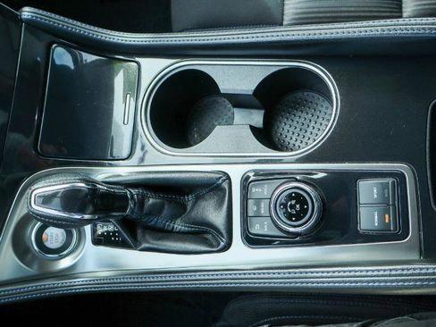 Used 2018 Nissan Maxima 3.5 S image 19