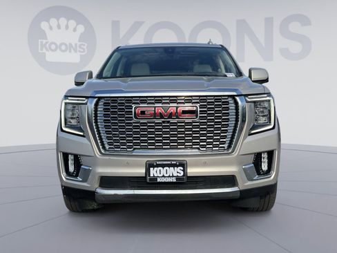 Used 2021 GMC Yukon Denali w/ Denali Premium Package AWD/4WD image 19