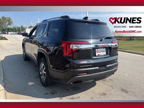 Used 2023 GMC Acadia SLT image 6
