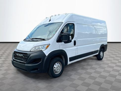 Used 2023 RAM ProMaster 2500 FWD image 3