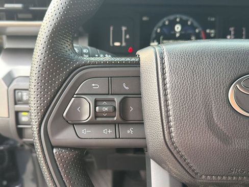 New 2026 Toyota Tacoma SR5 RWD image 21