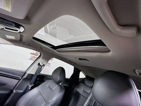 Certified 2024 Hyundai Tucson SEL w/ Convenience Package AWD/4WD image 12