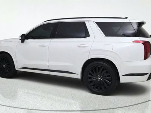 Used 2024 Hyundai Palisade Calligraphy AWD/4WD image 3