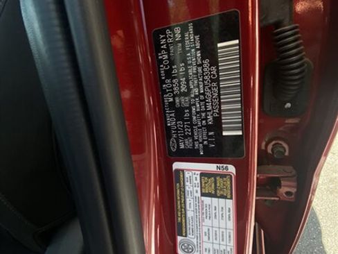 Used 2023 Hyundai Elantra SEL w/ Preferred Accessory Package FWD image 9