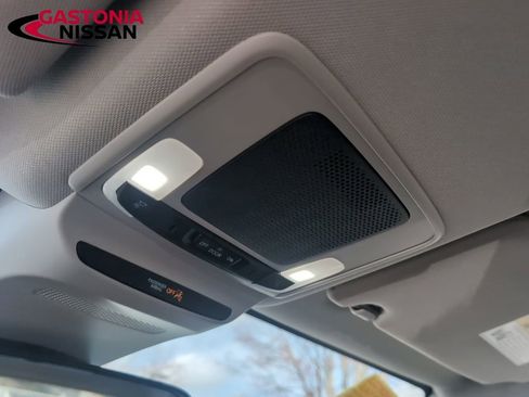 Used 2024 Honda HR-V LX image 33