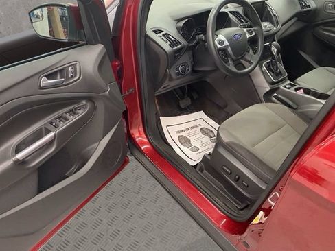 Used 2014 Ford Escape SE w/ Equipment Group 201A AWD/4WD image 18
