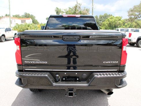 Used 2020 Chevrolet Silverado 2500 Custom w/ Custom Value Package AWD/4WD image 6