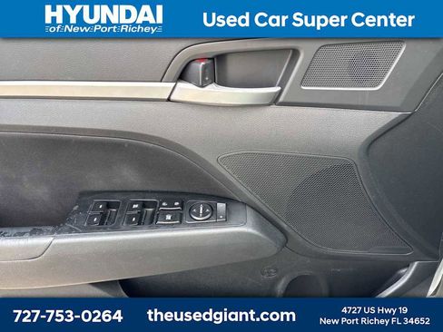 Used 2019 Hyundai Elantra SEL w/ Cargo Package image 9