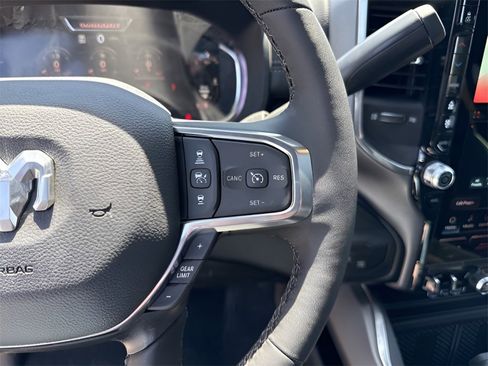 Used 2025 RAM 3500 Laramie image 28