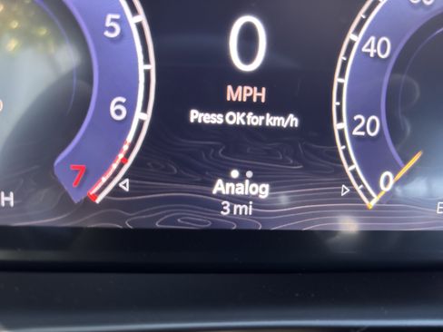 New 2025 Jeep Grand Cherokee Laredo X w/ Luxury Tech Group I image 21