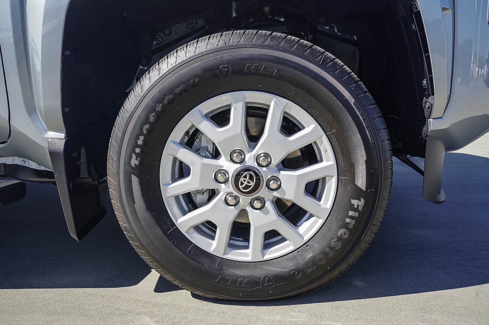 Certified 2026 Toyota Tacoma SR5 AWD/4WD image 10