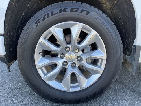 Used 2020 Chevrolet Silverado 1500 Custom w/ Custom 2.7L Value Package AWD/4WD image 38