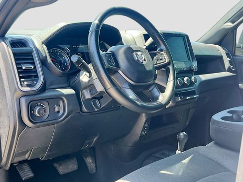 Used 2024 RAM 2500 Tradesman w/ Chrome Appearance Group AWD/4WD image 9