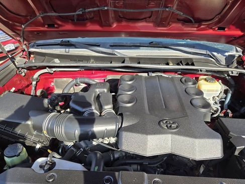 Used 2013 Toyota 4Runner SR5 image 27