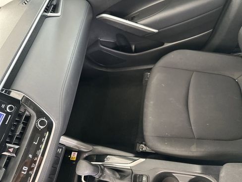 Used 2022 Toyota Corolla Cross LE image 23