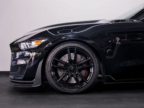 Used 2020 Ford Mustang Shelby GT500 w/ Technology Package image 2