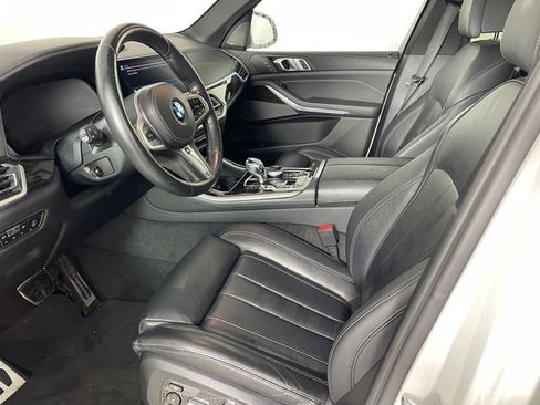 Used 2021 BMW X5 xDrive45e w/ M Sport Package image 2